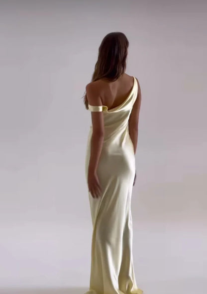 Natalie Rolt Monica Gown - Lemon