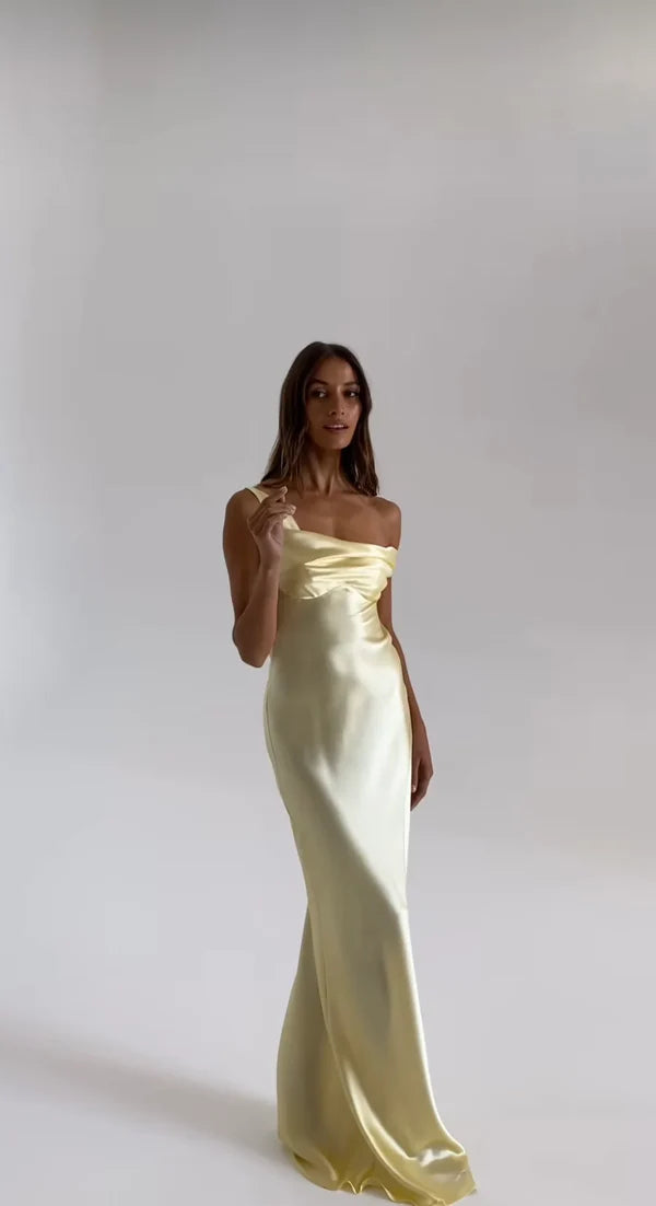 Natalie Rolt Monica Gown - Lemon